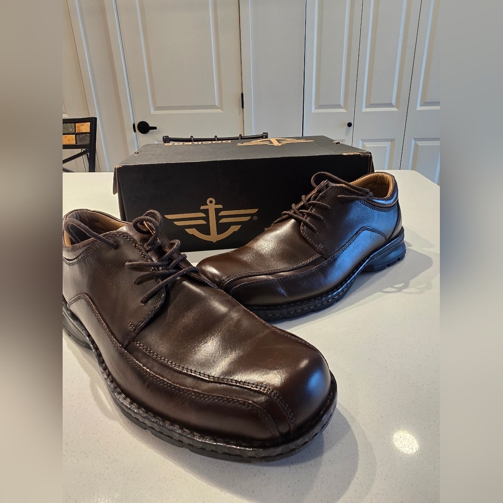 Dockers Trustee Dark Tan Leather Oxford Shoes - Men's Size 11 - Worn Once